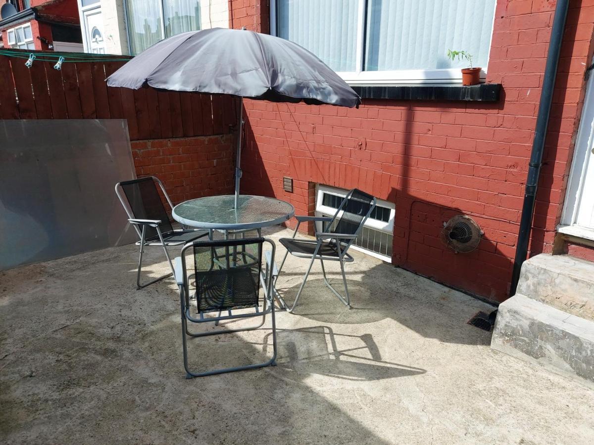 Lovely Studio-Flat With Free Parking, Free Wifi. Leeds  Kültér fotó