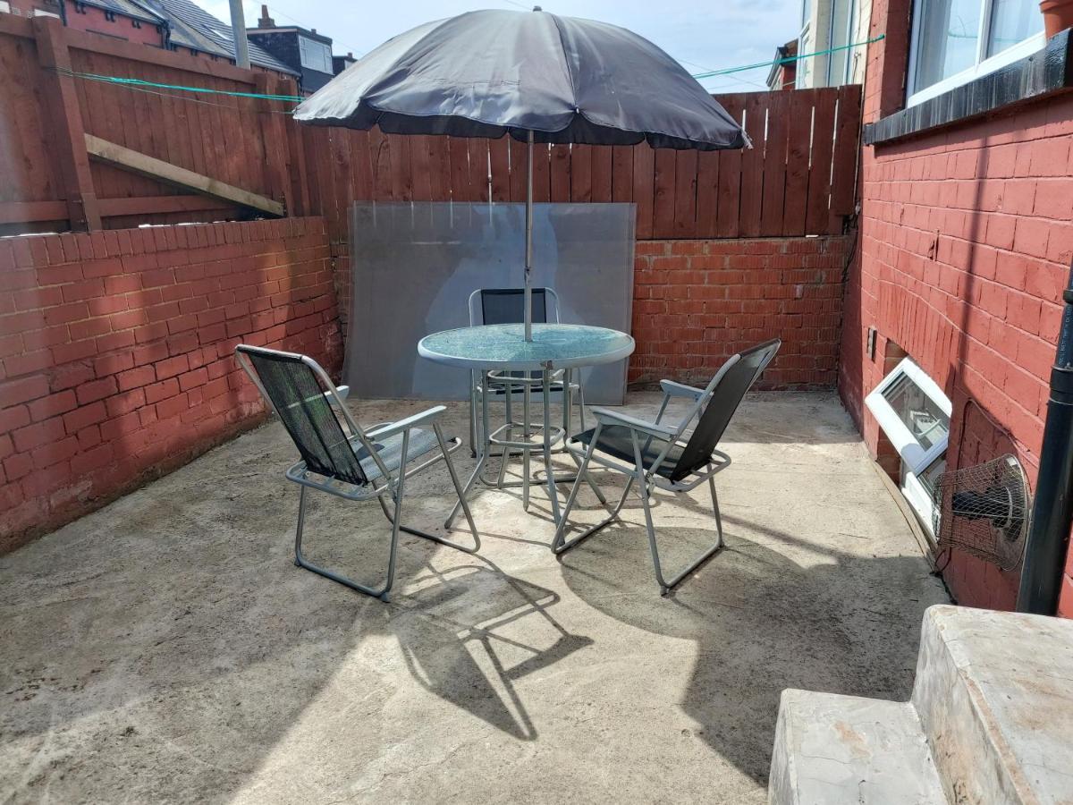 Lovely Studio-Flat With Free Parking, Free Wifi. Leeds  Kültér fotó